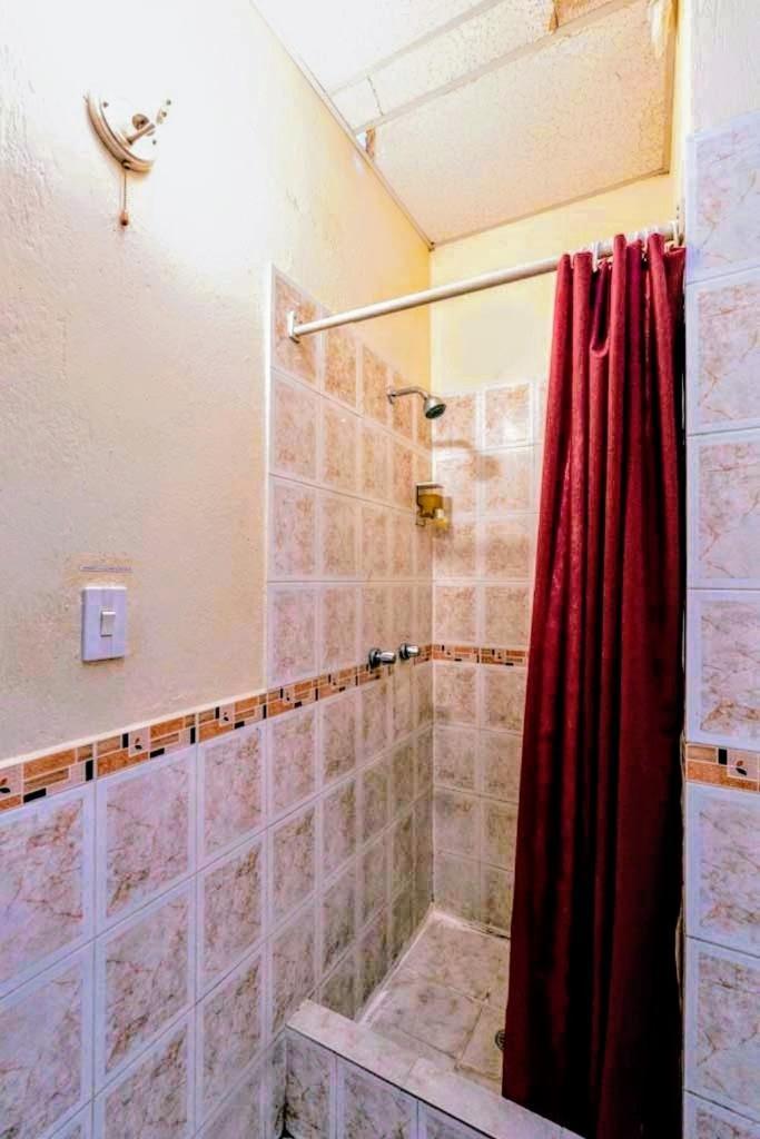 Hostal La Suite Sangolquí Buitenkant foto